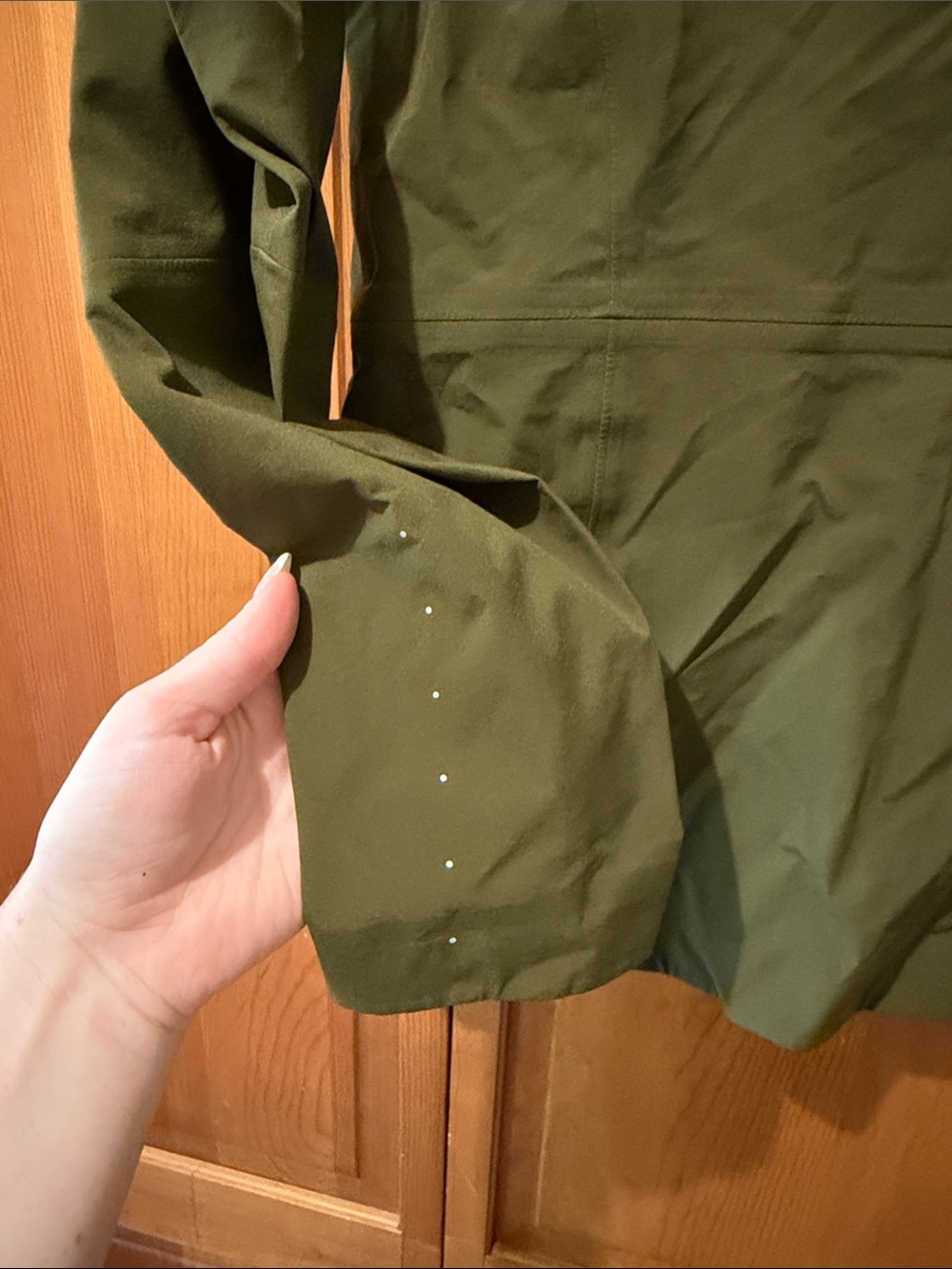 LULULEMON Rain Rival Jacket - Picture 6 of 9